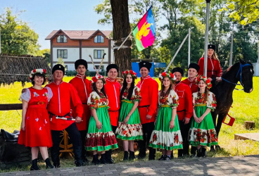 В Адыгее завершился Межрегиональный фестиваль казачьей культуры В Адыгее завершился Межрегиональный фестиваль казачьей культуры