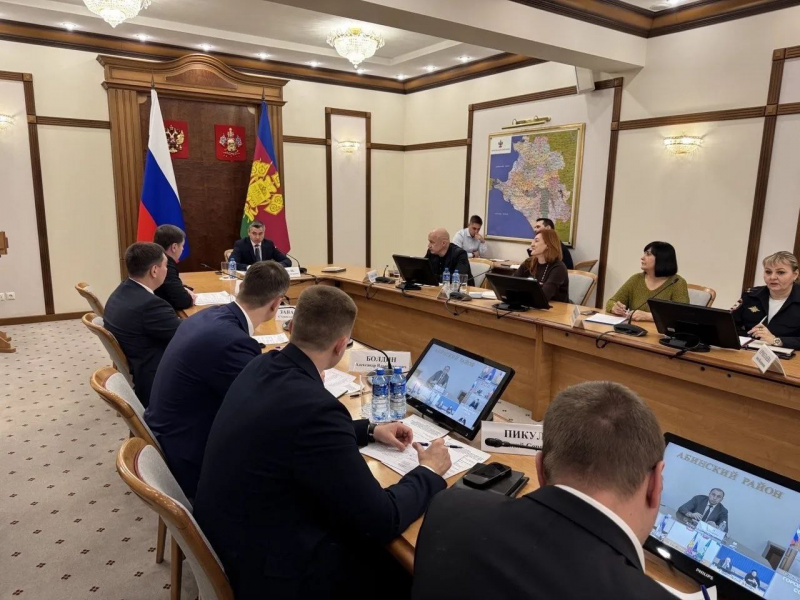 Объекты потребительской сферы Кубани обследуют на легальность трудоустройства