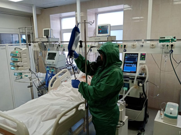 На Кубани с начала пандемии аппараты ИВЛ помогли 112 пациентам с коронавирусом На Кубани с начала пандемии аппараты ИВЛ помогли 112 пациентам с коронавирусом