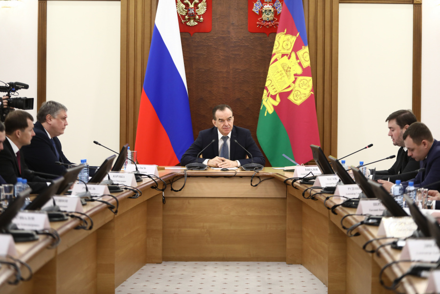 Вениамин Кондратьев: В своей работе на год мы должны опираться на обращения жителей, поступивших во время «Прямой линии»