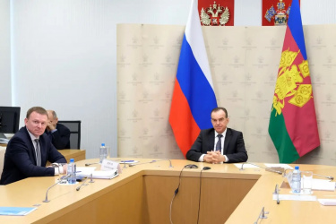 Вениамин Кондратьев принял участие в заседании совета Морской коллегии Вениамин Кондратьев принял участие в заседании совета Морской коллегии