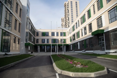 В Краснодаре открыли школу на 1 550 мест и детский сад на 575 мест