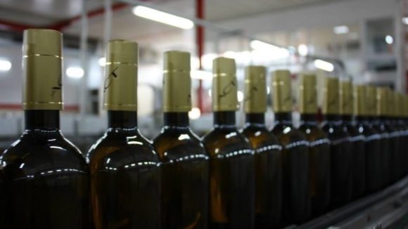 На Кубани создадут лабораторию по сертификации вина на экспорт