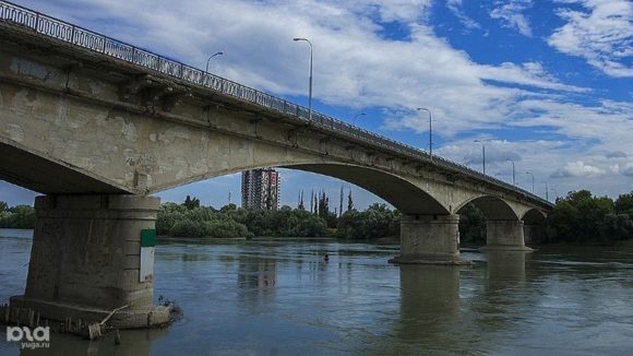 Яблоновский мост в Краснодаре планируют достроить в 2024 году