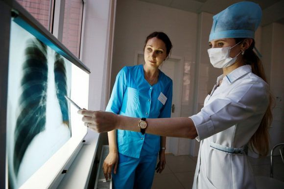 Более четырех тысяч медработников Кубани пошли обучение по борьбе с коронавирусом