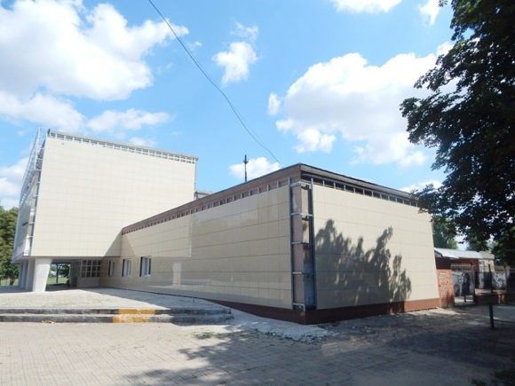 В Брюховецком районе завершается ремонт Дома культуры