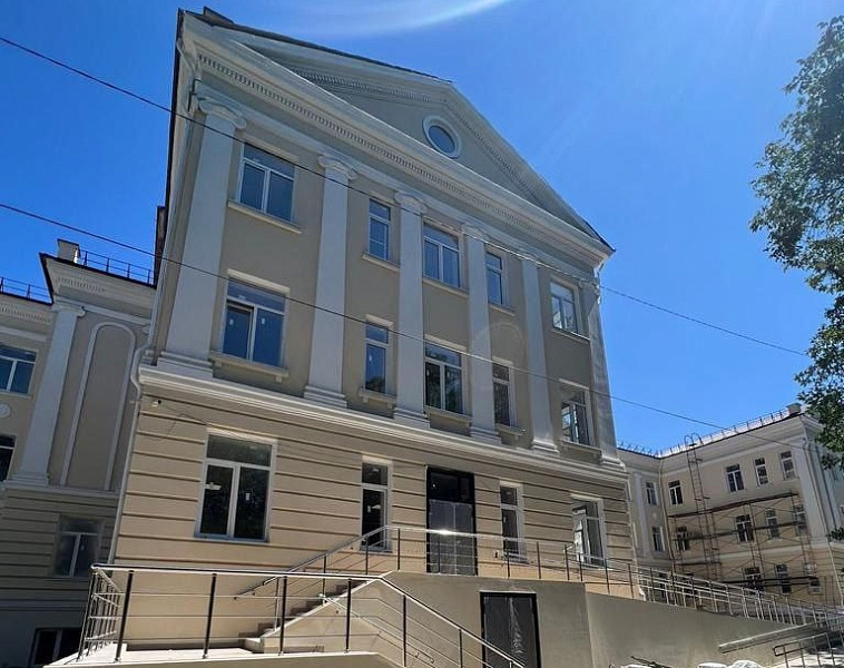 В Армавире завершают реконструкцию здания Первой городской больницы. В Армавире завершают реконструкцию здания Первой городской больницы.