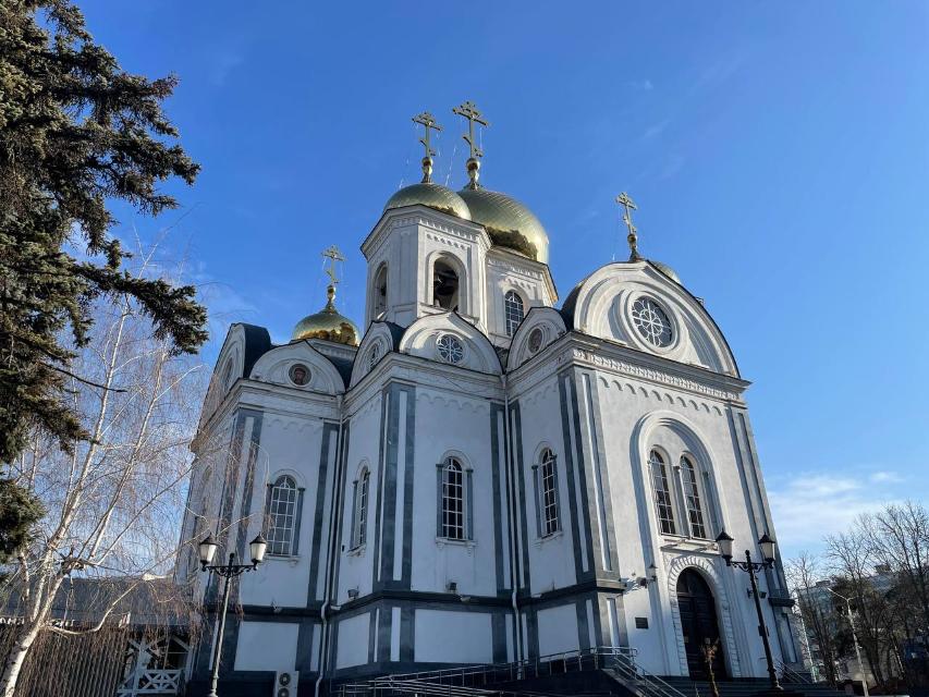 2003 год. Первый камень войскового собора Александра Невского был заложен в Краснодаре