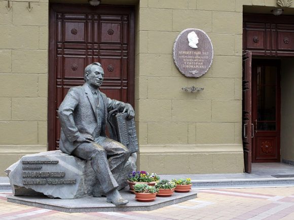 На Кубани открывается цикл культурных мероприятий к 100-летию Григория Пономаренко
