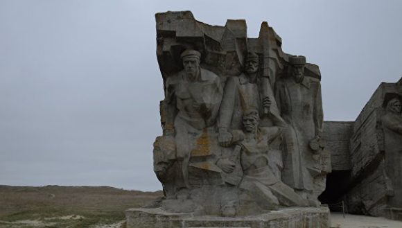 В Крыму восстановят сто памятников Великой Отечественной войны