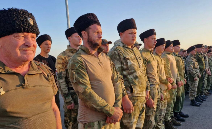 Более 700 казаков Таманского отдела приняли участие в первых в этом году сборах Более 700 казаков Таманского отдела приняли участие в первых в этом году сборах
