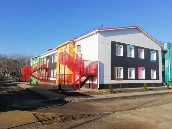 До конца 2023 года в Горячем Ключе построят три школы и четыре детских сада