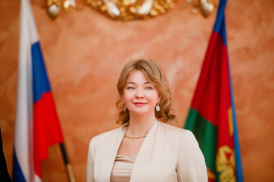 Владимир Путин присвоил звание «Заслуженный работник культуры РФ» министру культуры Краснодарского края Виктории Лапиной