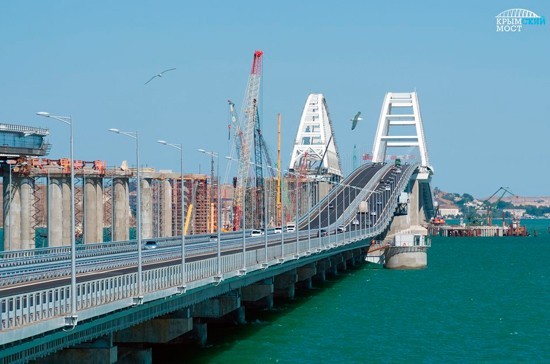 Движение поездов по Крымскому мосту откроется в конце года согласно графику