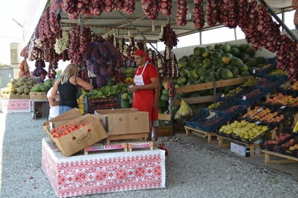 Кубанским фермерам предоставят дополнительные места для организации придорожных ярмарок