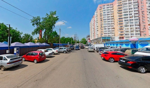 Рядом с рынком по ул. им. Атарбекова оборудуют муниципальную платную парковку закрытого типа