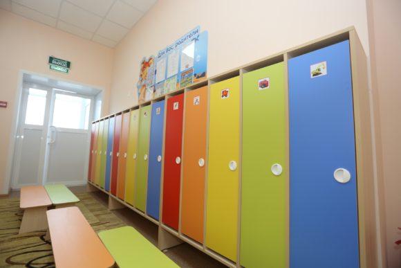 Дежурные группы открыты в 36 детских садах края