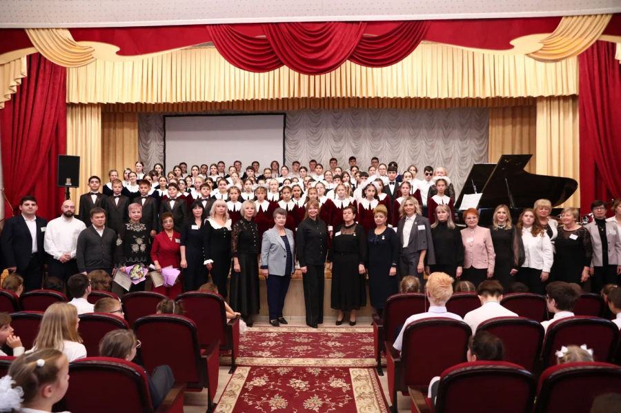 В Армавире после капремонта открыли музыкальную школу для детей с ОВЗ