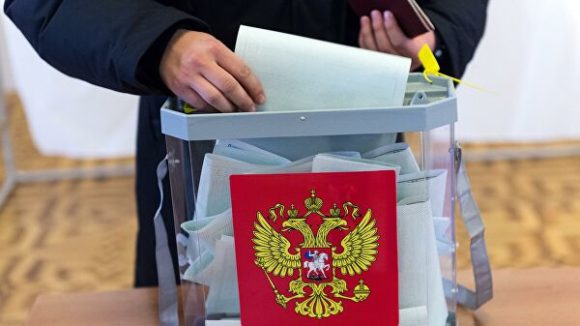 Голосовать на выборах через интернет готовы более половины россиян
