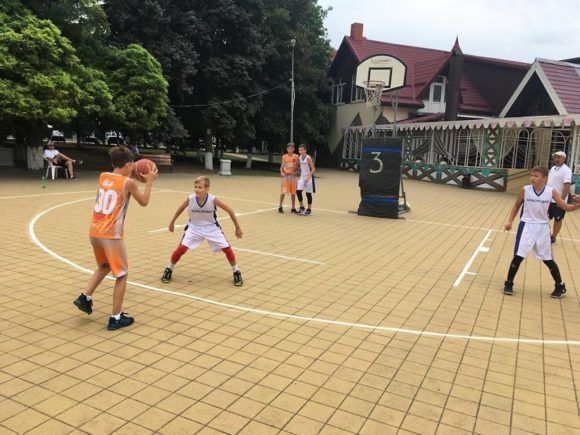 Краснодарцы завоевали Кубок губернатора по уличному баскетболу