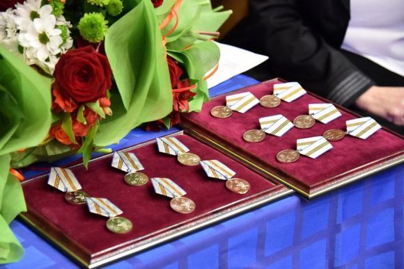 В Краснодаре ветеранам войны и узникам концлагерей вручили медали в честь 75-летия Великой Победы