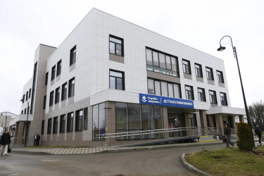 Владимир Путин в режиме видеоконференции принял участие в открытии детской поликлиники в Павловском районе Кубани