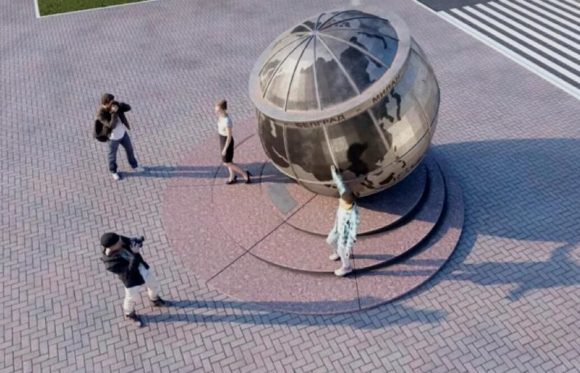В Краснодаре 18 августа откроют скульптуру «45 параллель»