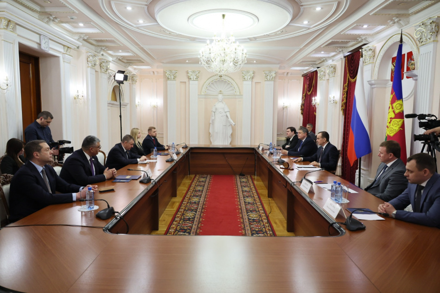 Вениамин Кондратьев встретился с председателем либерально-демократической партии России Леонидом Слуцким