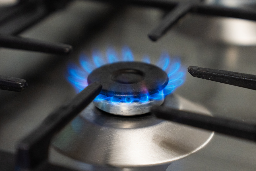 С начала 2026 года почти 1,9 тысячи кубанцев воспользовались краевой поддержкой для газификации своих домов