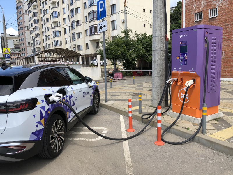 В 2026 году в Краснодарском крае установят более 50 электрозаправок