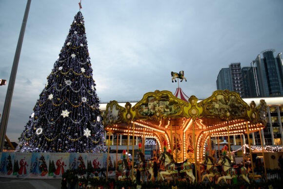 Традиционная Рождественская ярмарка на Главной городской площади заработает 23 декабря