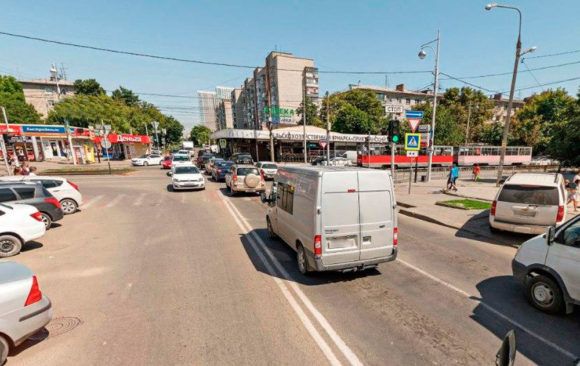 В районе улиц Зиповской и Московской в Краснодаре изменили организацию дорожного движения