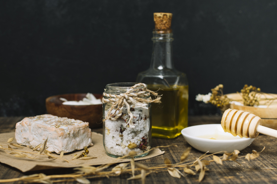 Яна Суровцева — производитель сыродавленных масел из станицы Староминской