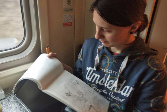 Питерская художница напишет картину в поездке из Петербурга в Крым