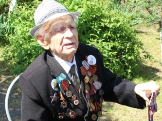 103-летний ветеран Великой Отечественной войны из Ленинградского округа отметил день рождения 103-летний ветеран Великой Отечественной войны из Ленинградского округа отметил день рождения