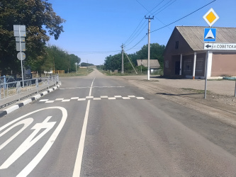 В Новопокровском районе обновили участок дороги
