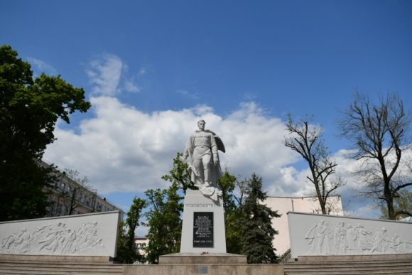 В Краснодаре завершена реставрация памятника «Воинам-освободителям»