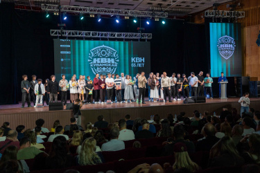 В Краснодаре назвали полуфиналистов Центральной Кубанской лиги КВН В Краснодаре назвали полуфиналистов Центральной Кубанской лиги КВН