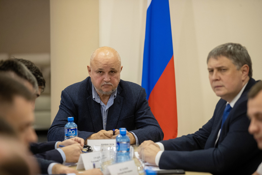 Сергей Цивилев обсудил работу энергокомплекса Кубани