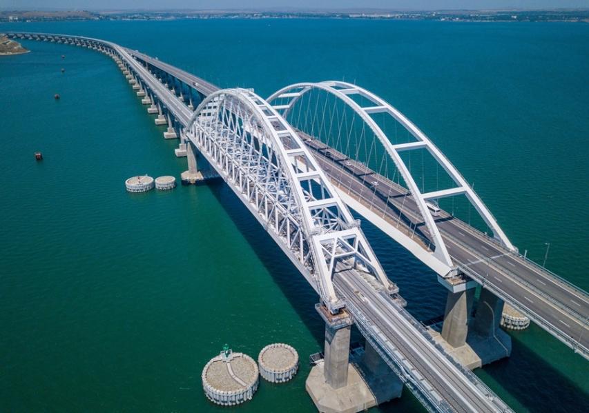2018 год. Закончено строительство Крымского моста