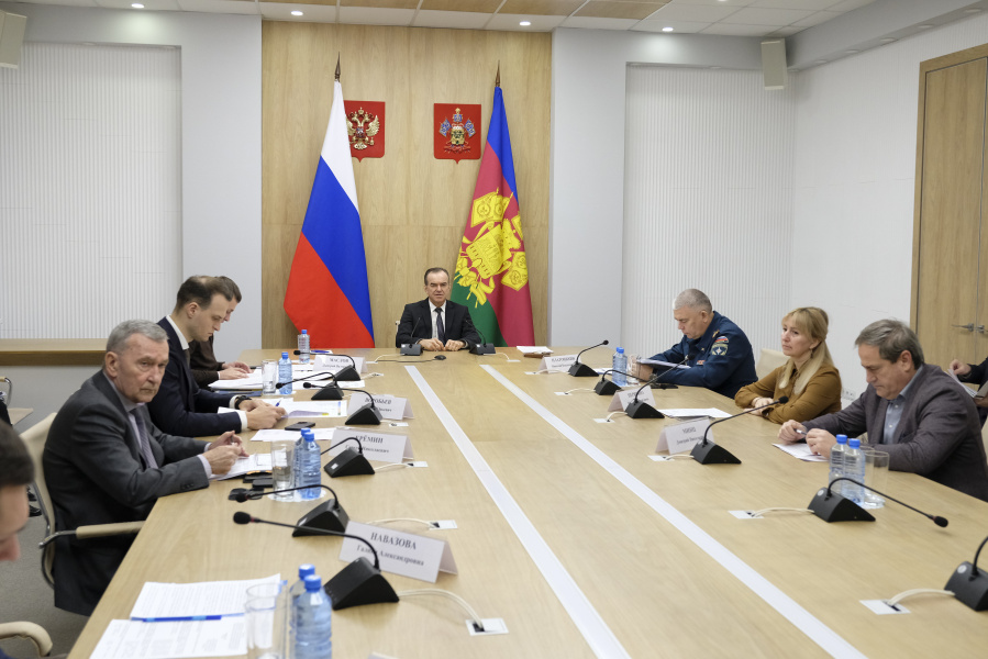 Вениамин Кондратьев предложил проверить восемь галечных пляжей Анапы на их соответствие санитарным нормам