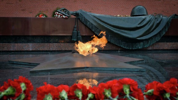 3 декабря в России отмечается День Неизвестного солдата