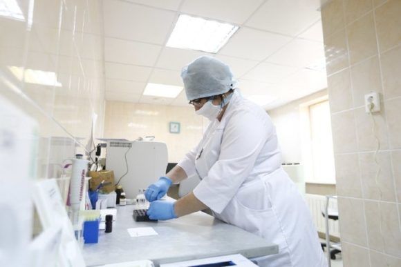 За сутки на Кубани зафиксировано 98 новых случаев заболевания коронавирусом