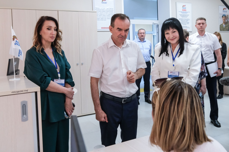 В центре Краснодара заработал обновлённый офис фонда «Защитники Отечества»