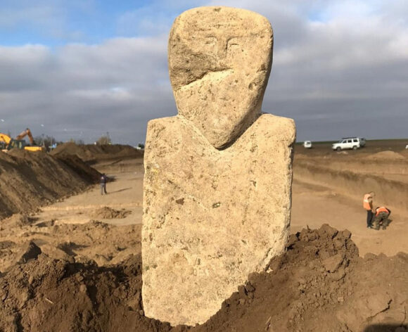 В Темрюкском районе археологи нашли древнетюркское изваяние VII-VIII веков нашей эры