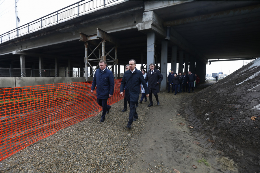 Реконструкцию Фадеевского путепровода в Краснодаре завершат до конца 2026 года