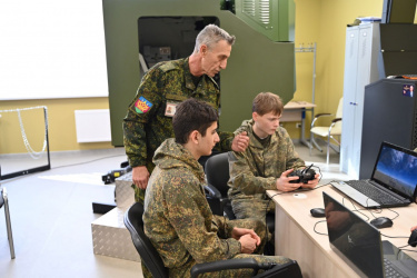 На Кубани около 4,5 тысячи школьников научат управлять беспилотниками