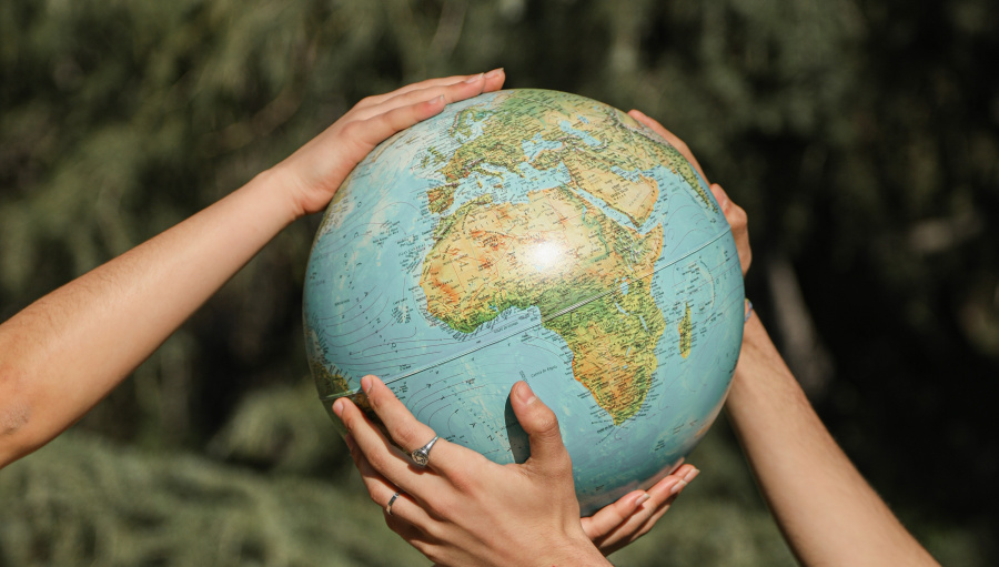 Далекие свои