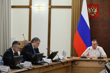 Проблемные вопросы реализации инвестиционных проектов обсудили на краевом совещании