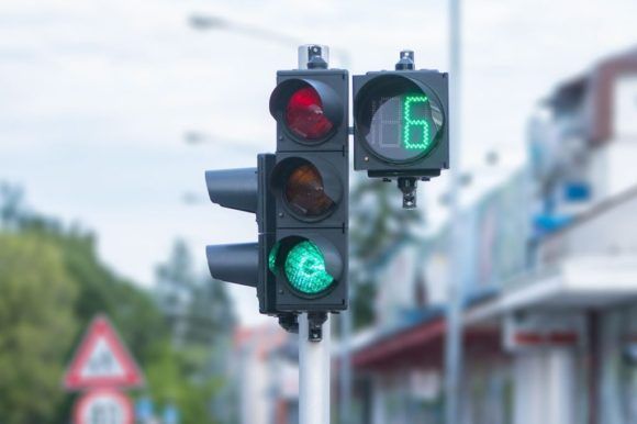 В Краснодаре временно отключат светофоры на двух перекрестках